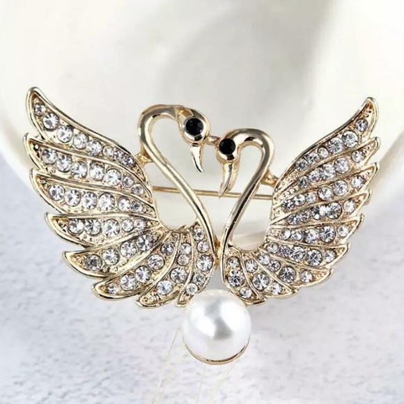 Golden Bird Pendant/Brooch - Picture 3 of 3